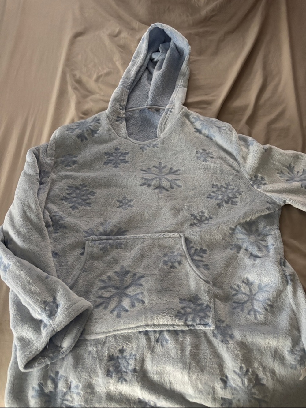 Rue21 Light Blue Fuzzy Hoodie with Snowflake Print